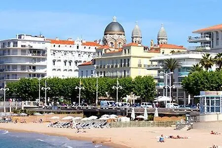 Le Palais Royal Apartman *